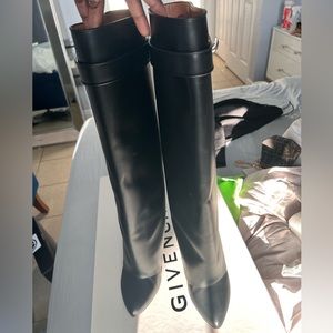 Original Givenchy shark boots size 39